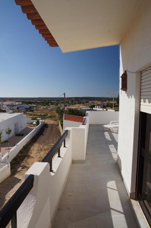 Apartamentos E Quartos Atalaia Sagres Room photo