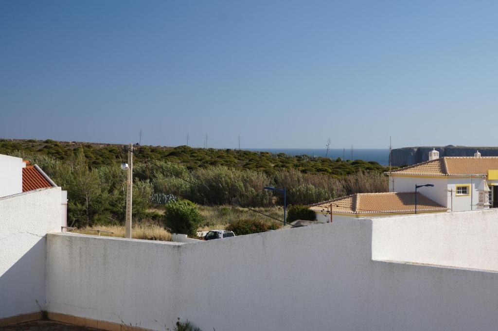Apartamentos E Quartos Atalaia Sagres Room photo