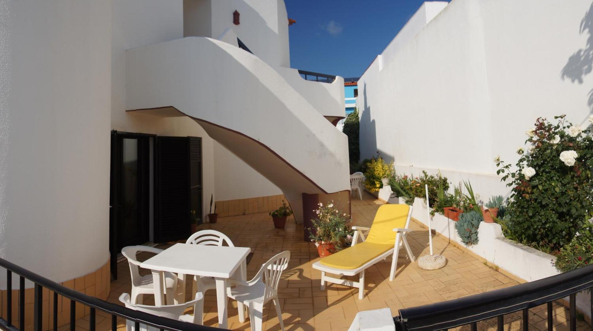 Apartamentos E Quartos Atalaia Sagres Exterior photo